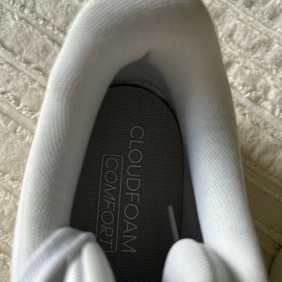 Women’s Adidas Advantage White & Gold Court Shoes - Picture 4 of 6